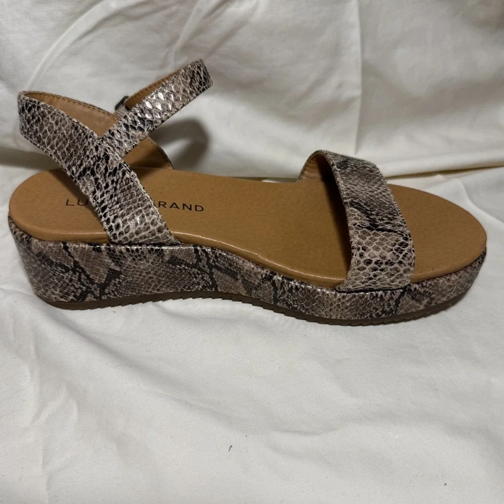 Lucky Brand Girls‎ Size 3 M Platform Sandals Snake Skin Pattern